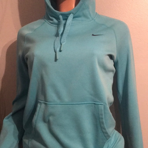 Nike - Picture 2 of 3